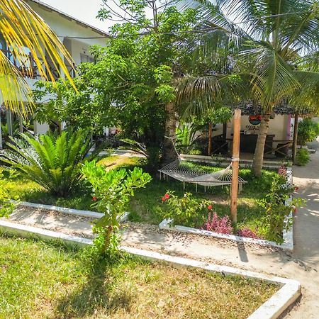 Cocolala Beach House Нунгви Екстериор снимка