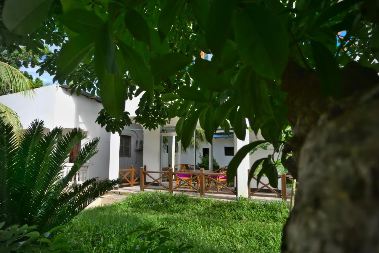 Cocolala Beach House Нунгви Екстериор снимка